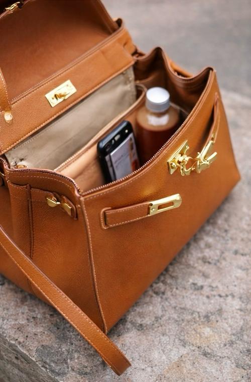 Luxury Mini Leather Handbag for Women – Elegant Crossbody & Shoulder Bag