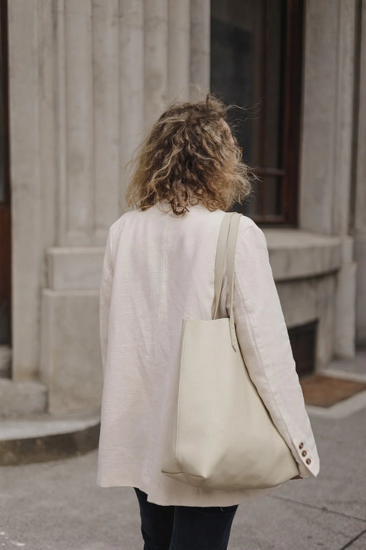 Elegant Beige Tote Bag for Women – Minimalist Shoulder Bag